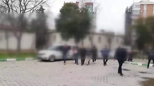 Son dakika haberleri... Samsun'da silahlı kavgada 2 kişiyi öldüren şüpheli tutuklandı Son dakika haberleri... Samsun'da silahlı kavgada 2 kişiyi öldüren şüpheli tutuklandı