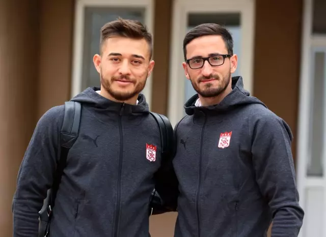 Sivasspor, Antalya'ya ulaştı Sivasspor, Antalya'ya ulaştı