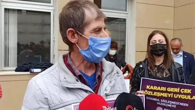 Sokak ortasında tüfekle öldürülen kadının cinayet zanlısı, duruşmada aileye başsağlığı diledi Sokak ortasında tüfekle öldürülen kadının cinayet zanlısı, duruşmada aileye başsağlığı diledi