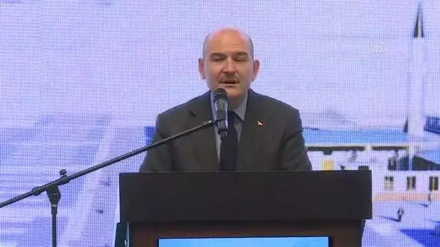 Soylu: 'O bildiri, bizi dünyanın bu düzenine teslim etmek isteyenler tarafından sufle edilmiş bir bildiridir' Soylu: 'O bildiri, bizi dünyanın bu düzenine teslim etmek isteyenler tarafından sufle edilmiş bir bildiridir'