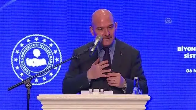 Soylu: 'Parmak izi tarayıcılarından okunan izlerle çalışan nitelikte parmak izi tanıma ürünü hayata geçirilmiştir' Soylu: 'Parmak izi tarayıcılarından okunan izlerle çalışan nitelikte parmak izi tanıma ürünü hayata geçirilmiştir'