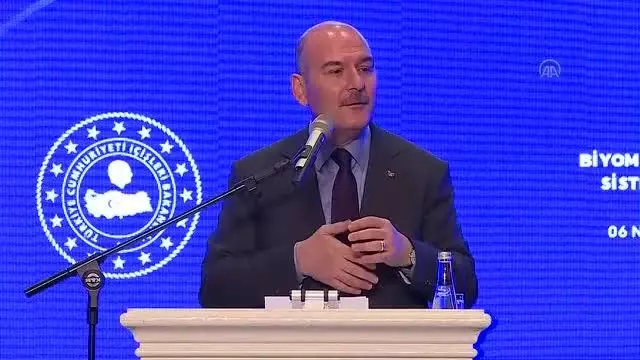 Soylu: 'Parmak izi tarayıcılarından okunan izlerle çalışan nitelikte parmak izi tanıma ürünü hayata geçirilmiştir' Soylu: 'Parmak izi tarayıcılarından okunan izlerle çalışan nitelikte parmak izi tanıma ürünü hayata geçirilmiştir'