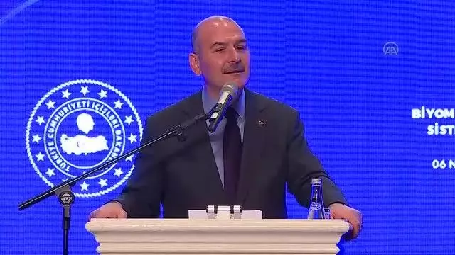 Soylu: 'Parmak izi tarayıcılarından okunan izlerle çalışan nitelikte parmak izi tanıma ürünü hayata geçirilmiştir' Soylu: 'Parmak izi tarayıcılarından okunan izlerle çalışan nitelikte parmak izi tanıma ürünü hayata geçirilmiştir'