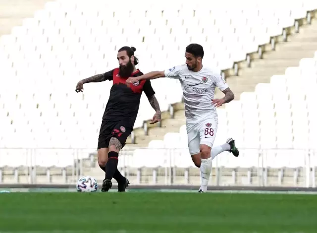Süper Lig: Fatih Karagümrük: 0 Atakaş Hatayspor: 0 (İlk yarı) Süper Lig: Fatih Karagümrük: 0 Atakaş Hatayspor: 0 (İlk yarı)
