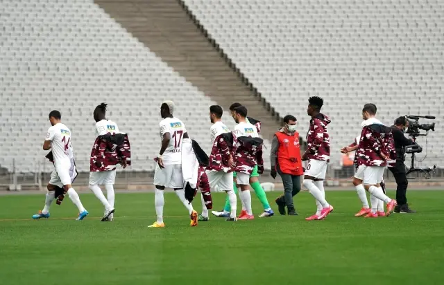 Süper Lig: Fatih Karagümrük: 0 Atakaş Hatayspor: 0 (İlk yarı) Süper Lig: Fatih Karagümrük: 0 Atakaş Hatayspor: 0 (İlk yarı)