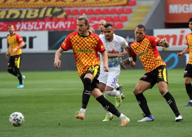 Süper Lig: Göztepe: 2 - Çaykur Rizespor: 0 (Maç sonucu) Süper Lig: Göztepe: 2 - Çaykur Rizespor: 0 (Maç sonucu)