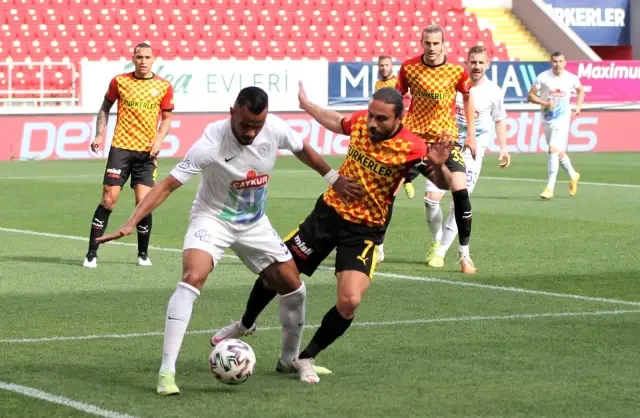 Süper Lig: Göztepe: 2 - Çaykur Rizespor: 0 (Maç sonucu) Süper Lig: Göztepe: 2 - Çaykur Rizespor: 0 (Maç sonucu)
