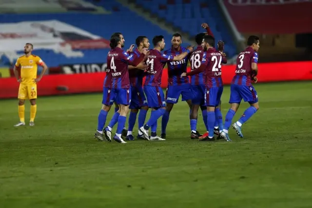 Süper Lig: Trabzonspor: 1 - Hes Kablo Kayserispor: 1 (Maç sonucu) Süper Lig: Trabzonspor: 1 - Hes Kablo Kayserispor: 1 (Maç sonucu)