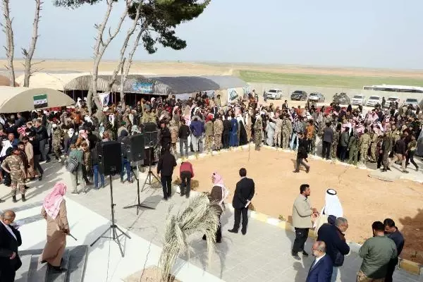 ŞANLIURFA-SURİYE SURİYELİ AŞİRET REİSLERİ, REJİM VE TERÖR ÖRGÜTLERİNE KARŞI MÜCADELEYİ SÜRDÜRECEK ŞANLIURFA-SURİYE SURİYELİ AŞİRET REİSLERİ, REJİM VE TERÖR ÖRGÜTLERİNE KARŞI MÜCADELEYİ SÜRDÜRECEK