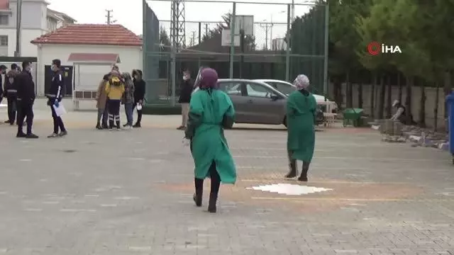 Testi pozitif çıkan yolcunun bulunduğu otobüsteki 20 kişi karantinaya alındı Testi pozitif çıkan yolcunun bulunduğu otobüsteki 20 kişi karantinaya alındı