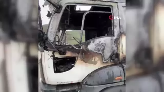 Tır sürücü canını son anda alevlerden kurtardı Tır sürücü canını son anda alevlerden kurtardı