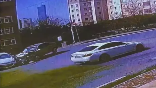 Son dakika haberleri | ÜMRANİYE'DE 2 OTOMOBİL ÇARPIŞTI; BİR KİŞİNİN YARALANDIĞI KAZA KAMERADA Son dakika haberleri | ÜMRANİYE'DE 2 OTOMOBİL ÇARPIŞTI; BİR KİŞİNİN YARALANDIĞI KAZA KAMERADA