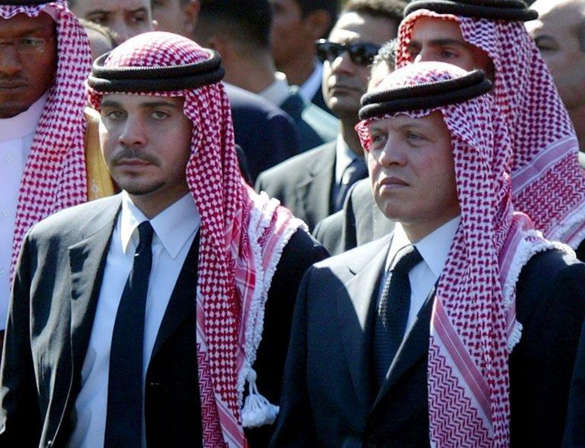 Ürdün'de ev hapsindeki eski Veliaht Prens Hamza bin Hüseyin, Kral II. Abdullah'a sadakat yemini etti