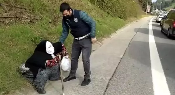 ÜSKÜDAR'DA DİLENCİ VE SEYYAR SATICILARA CEZA ÜSKÜDAR'DA DİLENCİ VE SEYYAR SATICILARA CEZA