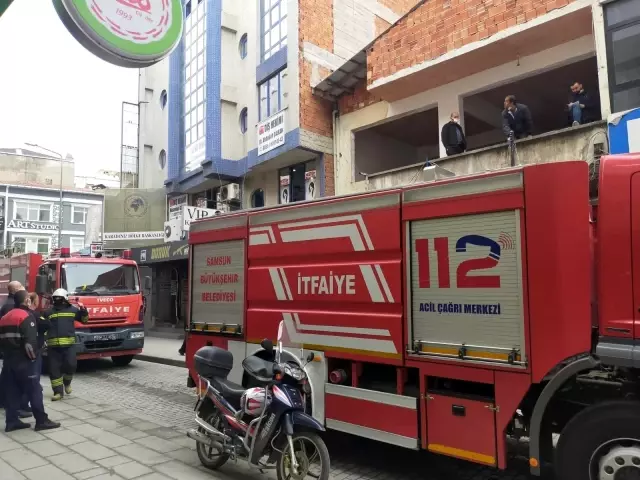 Yangın ihbarına giden itfaiye mangal dumanıyla karşılaştı Yangın ihbarına giden itfaiye mangal dumanıyla karşılaştı