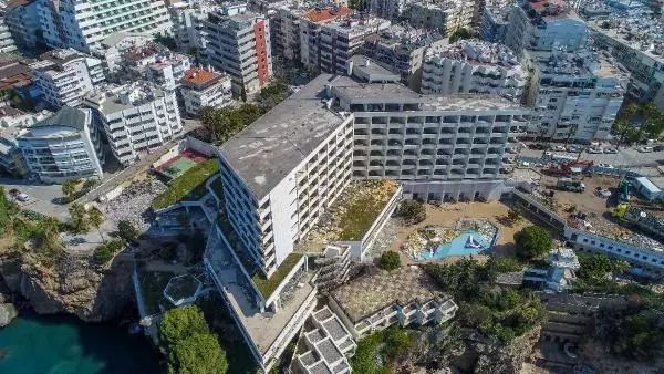 YIKIMINA BAŞLANAN DİVAN TALYA OTEL YERİNE, 3 YILDA YENİSİ YAPILACAK YIKIMINA BAŞLANAN DİVAN TALYA OTEL YERİNE, 3 YILDA YENİSİ YAPILACAK