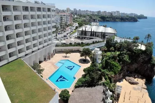 YIKIMINA BAŞLANAN DİVAN TALYA OTEL YERİNE, 3 YILDA YENİSİ YAPILACAK YIKIMINA BAŞLANAN DİVAN TALYA OTEL YERİNE, 3 YILDA YENİSİ YAPILACAK