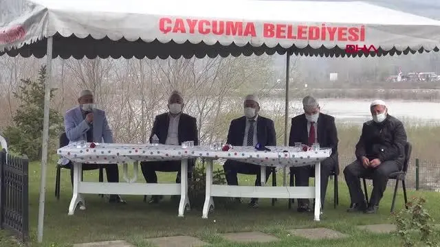 ZONGULDAK ÇAYCUMA'DAKİ KÖPRÜ FACİASINDA ÖLENLER DUALARLA ANILDI ZONGULDAK ÇAYCUMA'DAKİ KÖPRÜ FACİASINDA ÖLENLER DUALARLA ANILDI