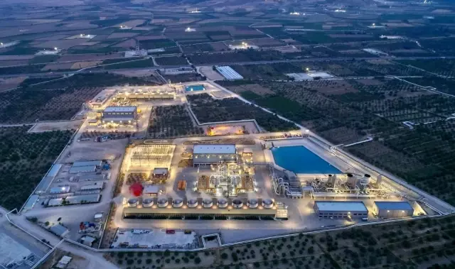 Zorlu Enerji'nin santralleri 'TSE Covid-19 Güvenli Üretim Belgesi' aldı Zorlu Enerji'nin santralleri 'TSE Covid-19 Güvenli Üretim Belgesi' aldı