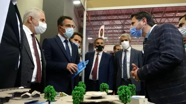 11. Van Doğu Anadolu Tarım Hayvancılık ve Gıda Fuarı kapılarını açtı 11. Van Doğu Anadolu Tarım Hayvancılık ve Gıda Fuarı kapılarını açtı