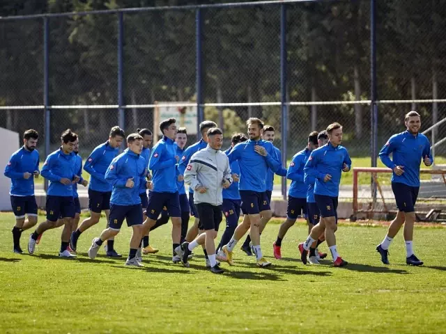 1928 Bucaspor zirve için zorlu mücadelede 1928 Bucaspor zirve için zorlu mücadelede