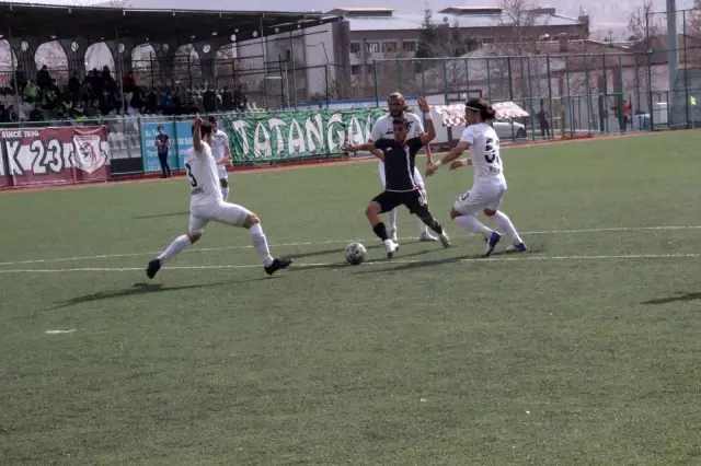 2. Lig: Elazığspor: 1 Sakaryaspor: 6 2. Lig: Elazığspor: 1 Sakaryaspor: 6