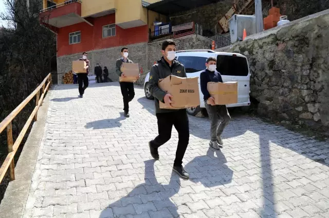 52 evin yandığı Dereiçi'nden aynı kaderi paylaşan Ortaköy'e yardım 52 evin yandığı Dereiçi'nden aynı kaderi paylaşan Ortaköy'e yardım
