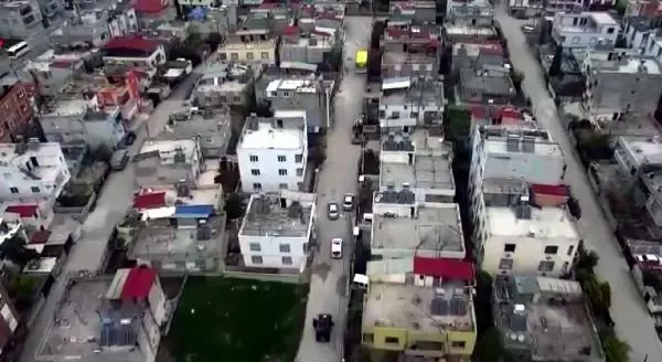 Son dakika! Adana merkezli 4 ildeki uyuşturucu operasyonu, dronla görüntülendi Son dakika! Adana merkezli 4 ildeki uyuşturucu operasyonu, dronla görüntülendi