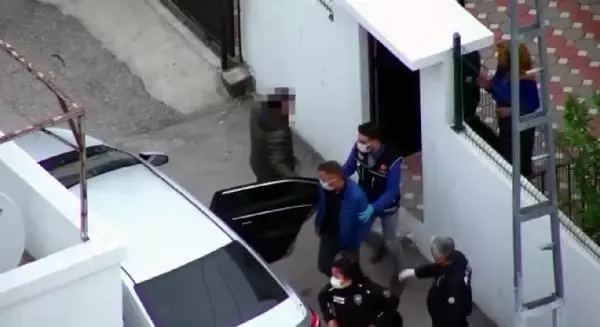 Son dakika! Adana merkezli 4 ildeki uyuşturucu operasyonu, dronla görüntülendi Son dakika! Adana merkezli 4 ildeki uyuşturucu operasyonu, dronla görüntülendi