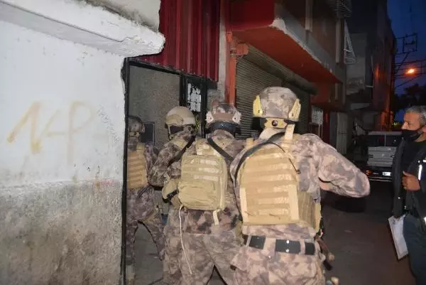 Son dakika! Adana merkezli 4 ildeki uyuşturucu operasyonu, dronla görüntülendi Son dakika! Adana merkezli 4 ildeki uyuşturucu operasyonu, dronla görüntülendi