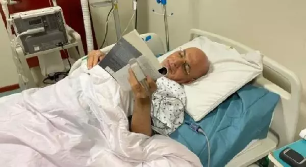 Son Dakika | Afganistan Cumhurbaşkanı, prostat ameliyatı sonrası kitap okudu Son Dakika | Afganistan Cumhurbaşkanı, prostat ameliyatı sonrası kitap okudu