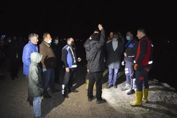 AĞRI'DA KAYBOLAN 8 YAŞINDAKİ ZEYNEL İÇİN EKİPLER SEFERBER OLDU AĞRI'DA KAYBOLAN 8 YAŞINDAKİ ZEYNEL İÇİN EKİPLER SEFERBER OLDU