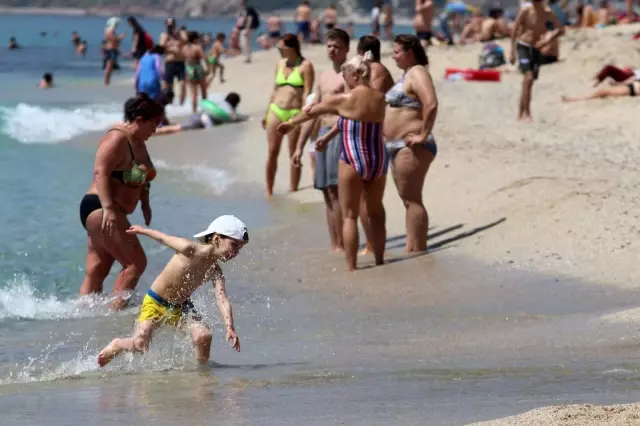 Alanya'ya yaz erken geldi Alanya'ya yaz erken geldi