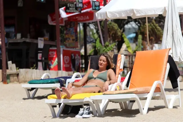 Alanya'ya yaz erken geldi Alanya'ya yaz erken geldi
