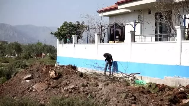Antalya'da 15 aydır haber alınamayan kişinin cesedi foseptikte bulundu Antalya'da 15 aydır haber alınamayan kişinin cesedi foseptikte bulundu