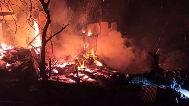 Son Dakika | Artvin'de 15 yılda 123 köy yangınında 268 ev yandı Son Dakika | Artvin'de 15 yılda 123 köy yangınında 268 ev yandı