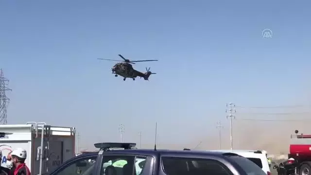 Son dakika haber... Askeri gösteri uçağı düştü (2) Son dakika haber... Askeri gösteri uçağı düştü (2)