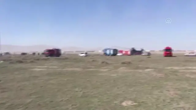 Son dakika haber! Askeri gösteri uçağı düştü Son dakika haber! Askeri gösteri uçağı düştü