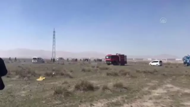Son dakika haber! Askeri gösteri uçağı düştü Son dakika haber! Askeri gösteri uçağı düştü
