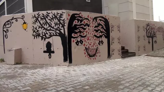 Atıl malzemeleri sanat eserine dönüştürüyorlar Atıl malzemeleri sanat eserine dönüştürüyorlar