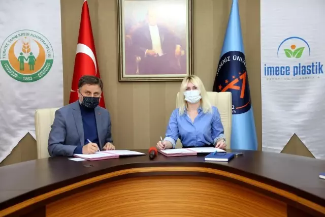AÜ ile Tarım Kredi Kooperatifleri Birliği arasında iş birliği protokolü imzalandı AÜ ile Tarım Kredi Kooperatifleri Birliği arasında iş birliği protokolü imzalandı