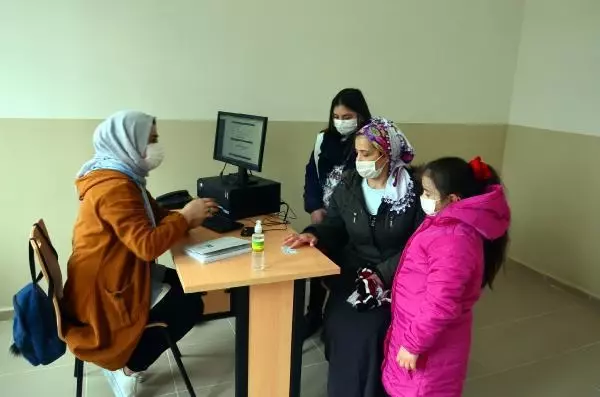 AVCILAR'DA YENİ İLKOKUL YAPTIRILDI BU GÖRÜNTÜ TARİH OLACAK AVCILAR'DA YENİ İLKOKUL YAPTIRILDI BU GÖRÜNTÜ TARİH OLACAK