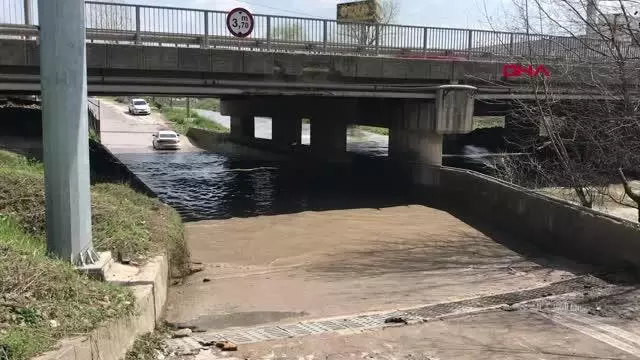 BARAJ KAPAKLARI AÇILINCA ALT GEÇİDİ SU BASTI BARAJ KAPAKLARI AÇILINCA ALT GEÇİDİ SU BASTI