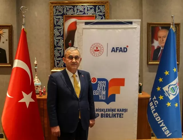 Başkan Işık: 'Afetler ve özellikle deprem, hem Türkiye'nin hem de ilimizin bir gerçeği' Başkan Işık: 'Afetler ve özellikle deprem, hem Türkiye'nin hem de ilimizin bir gerçeği'