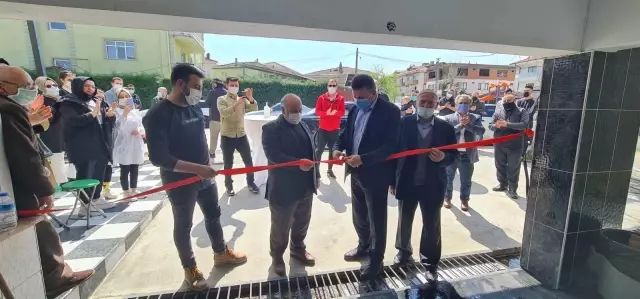 Başkan Özen, Sofuoğlu Oto Kuaförünün açılışına katıldı Başkan Özen, Sofuoğlu Oto Kuaförünün açılışına katıldı