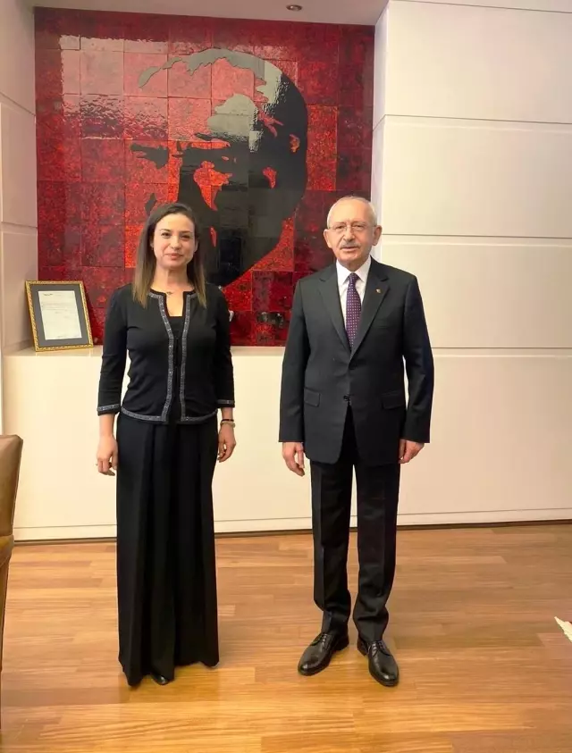 Başkan Sengel, Kılıçdaroğlu'ndan açılış sözü aldı Başkan Sengel, Kılıçdaroğlu'ndan açılış sözü aldı
