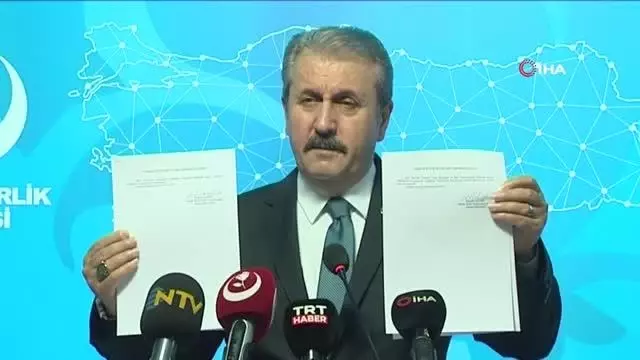 BBP Genel Başkanı Destici'den emekli amirallerin bildirisine tepki BBP Genel Başkanı Destici'den emekli amirallerin bildirisine tepki