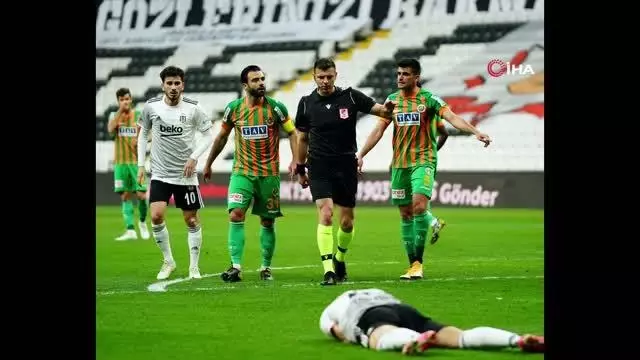 Beşiktaş - Aytemiz Alanyaspor maçından kareler -2- Beşiktaş - Aytemiz Alanyaspor maçından kareler -2-