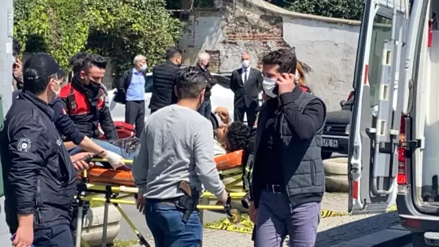 Son dakika haber: Beşiktaş'ta silahlı çatışma kamerada Son dakika haber: Beşiktaş'ta silahlı çatışma kamerada