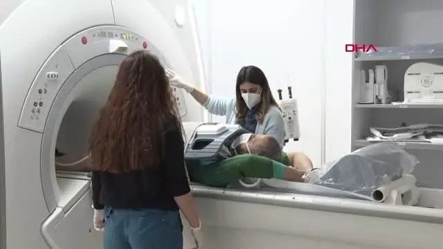 BİLİM KURULU ÜYESİ PROF. DR. MİDİLLİ: HASTALIĞI EVİNDE GEÇİRENLER, EVCİL HAYVANLARINDAN DA UZAK DURMALI BİLİM KURULU ÜYESİ PROF. DR. MİDİLLİ: HASTALIĞI EVİNDE GEÇİRENLER, EVCİL HAYVANLARINDAN DA UZAK DURMALI